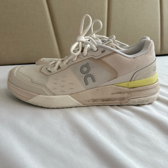 On Running THE ROGER Advantage Pro - Picture 4 of 7